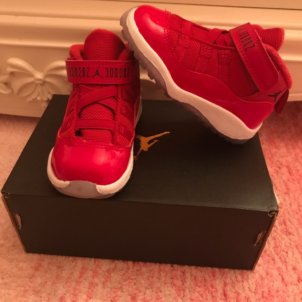 Red Jordan 11 Retro